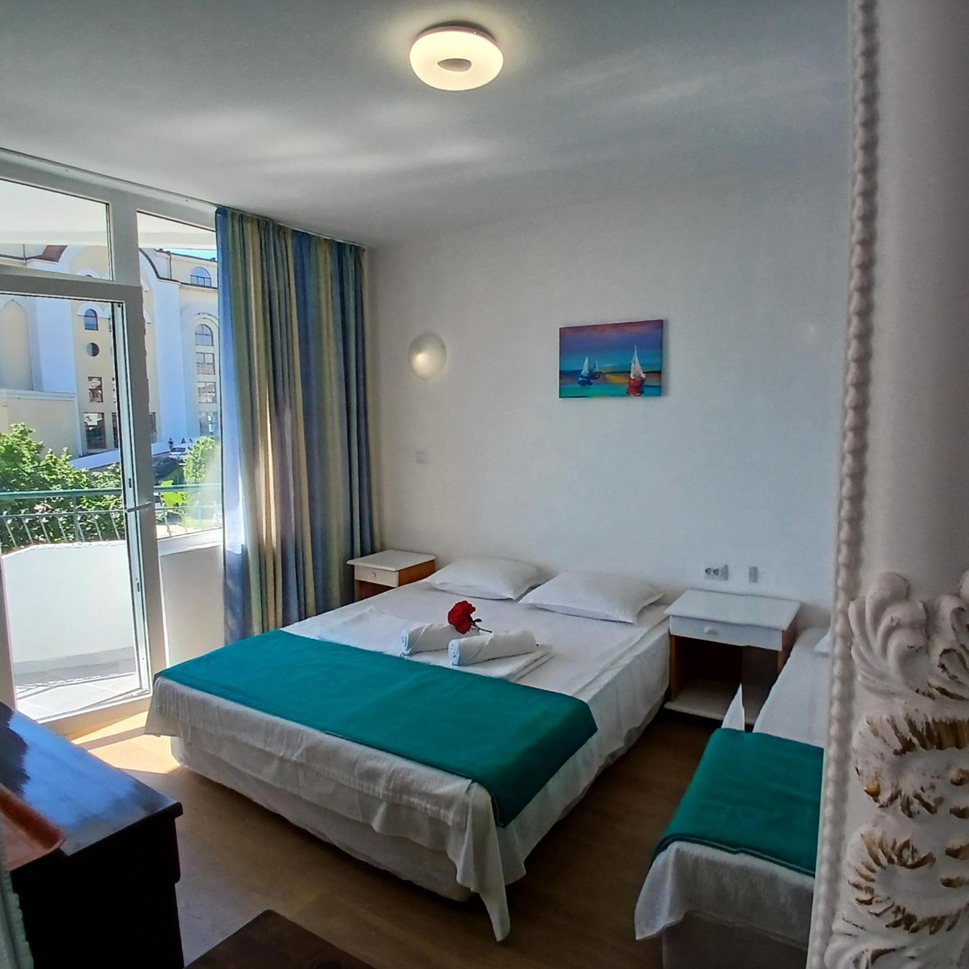 Sunny Island Obzor Hotel ภายนอก รูปภาพ