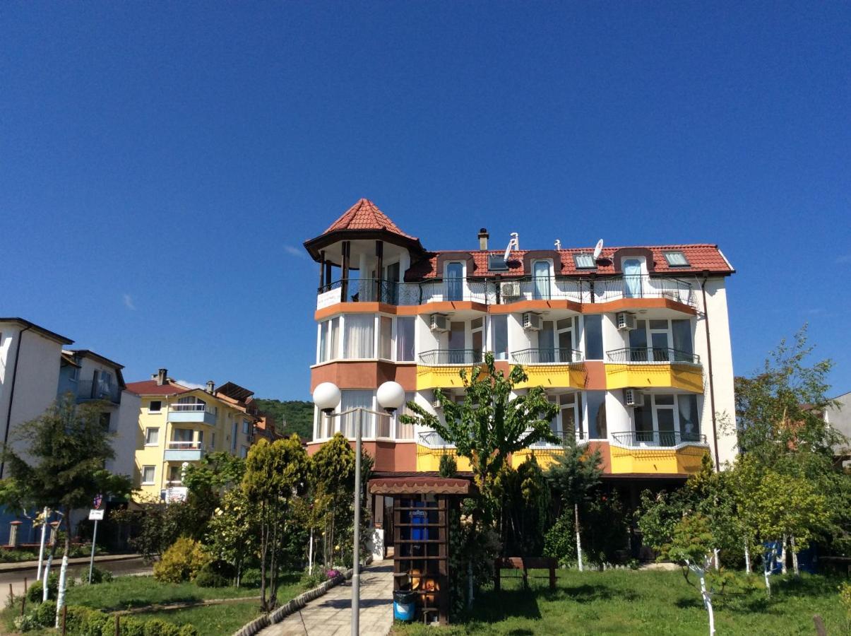 Sunny Island Obzor Hotel ภายนอก รูปภาพ