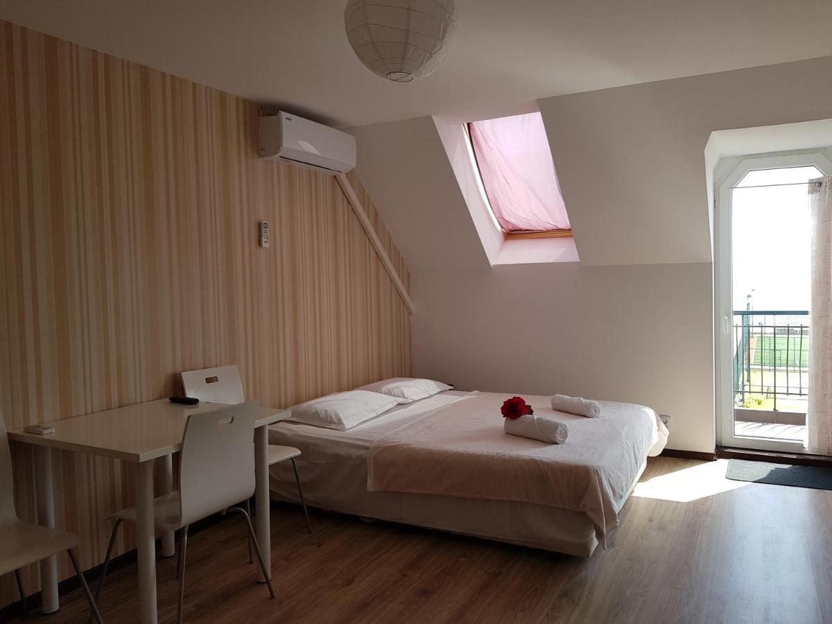 Sunny Island Obzor Hotel ภายนอก รูปภาพ