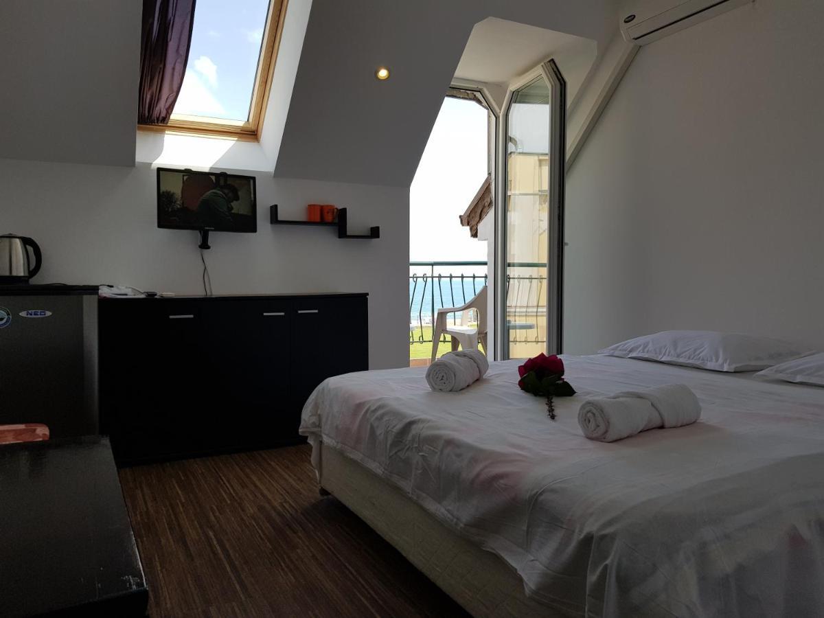 Sunny Island Obzor Hotel ภายนอก รูปภาพ
